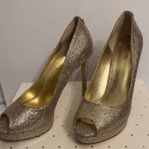 Michael Kors 8-1/2 Glittering Gold Peep Toe Heels